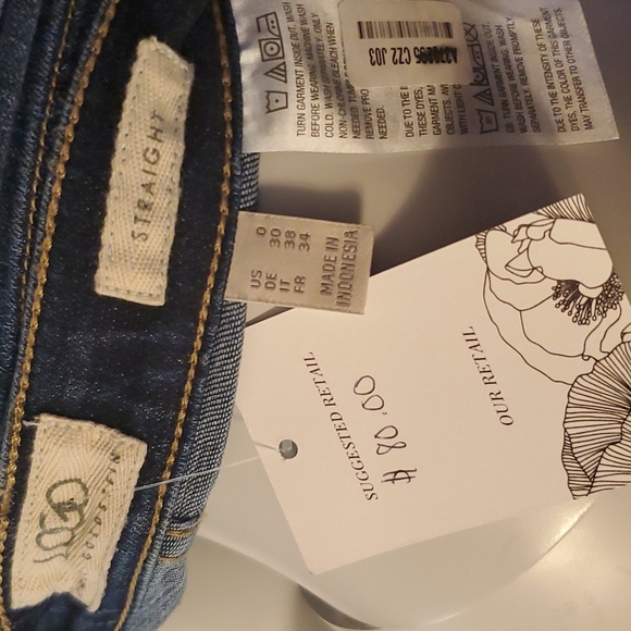 LOGO by Lori Goldstein straight leg jeans - Picture 15 of 16